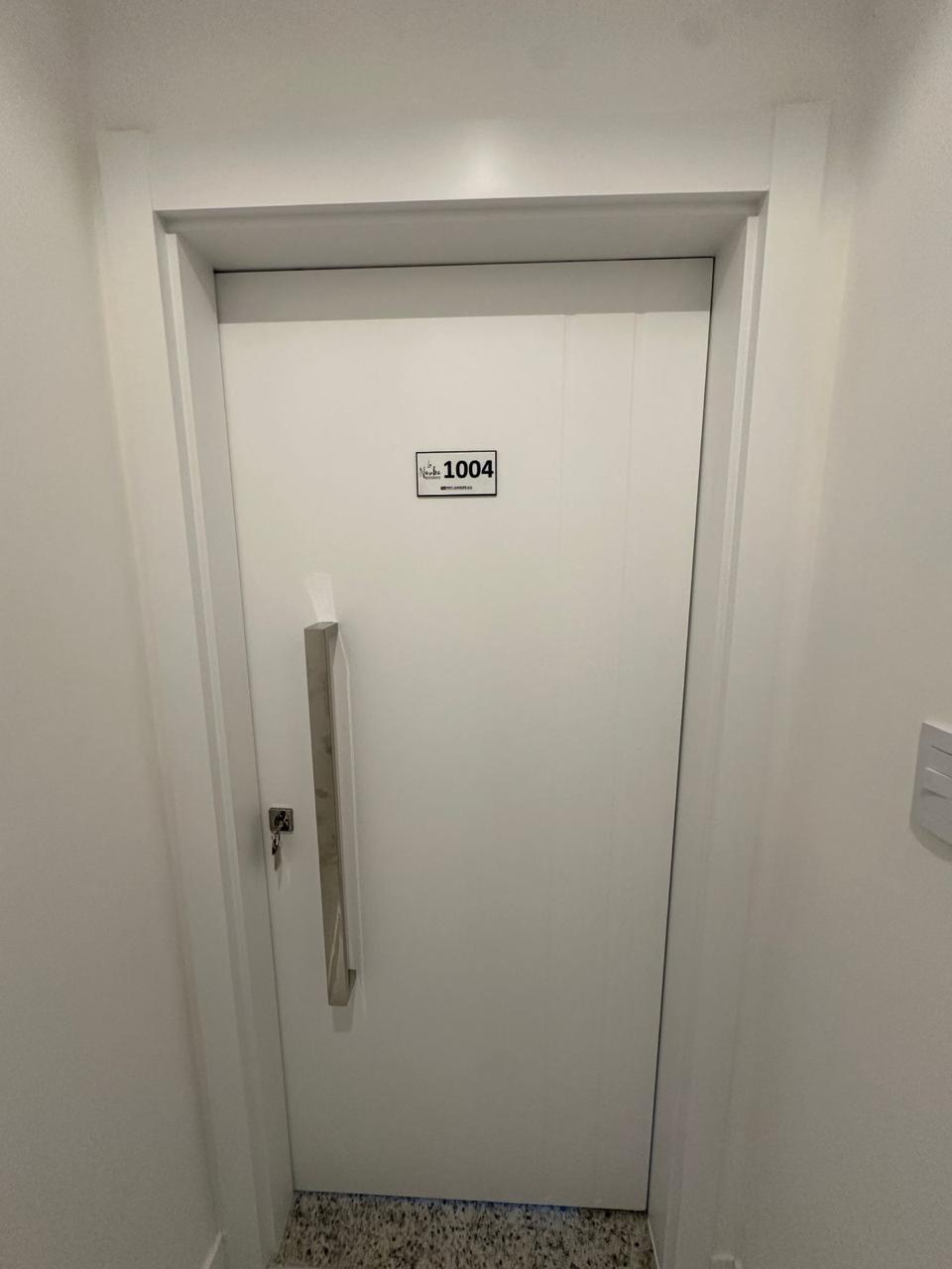 Porta de entrada da unidade 1004